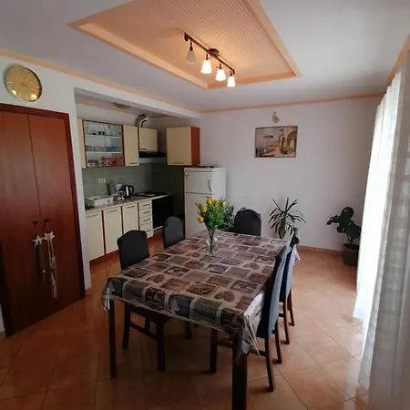 Apartman Mario 2 아파트