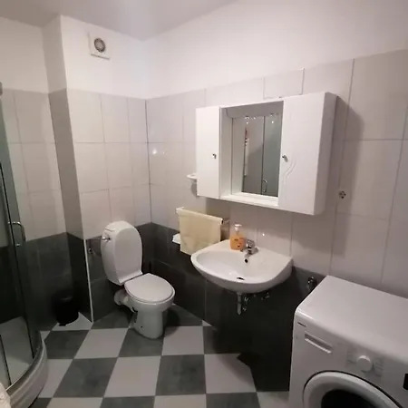 아파트 Apartman Mario 2 *